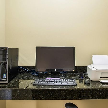 Knights Inn Bunkie Εξωτερικό φωτογραφία